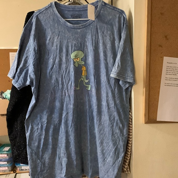 NWT Sponge Bob Square Pants Suze Large t-shirt - Picture 1 of 6